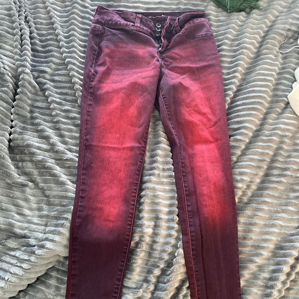 Worn 3 time - black heart size 5 skinny